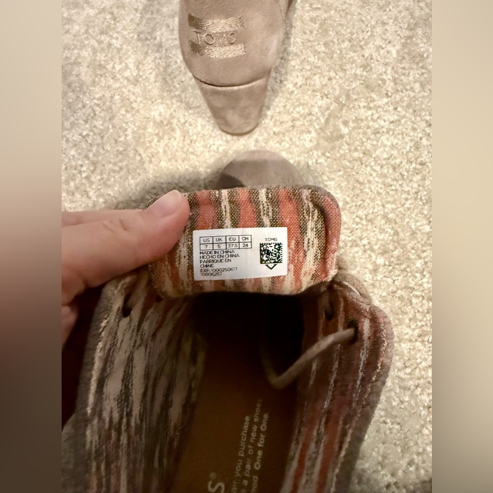 TOMS Tan suede wedge ankle boots with lace up front and side zipper #ankleboots - Picture 5 of 5
